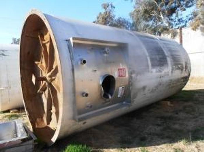 Used Used 8,000 Gallon stainless steel Dairy silo