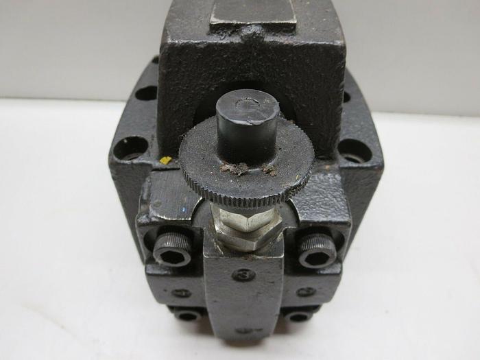 Used Parker, PRC10MHV-10, Pressure Control Valve, 3000 PSI Max, USED, Not Tested
