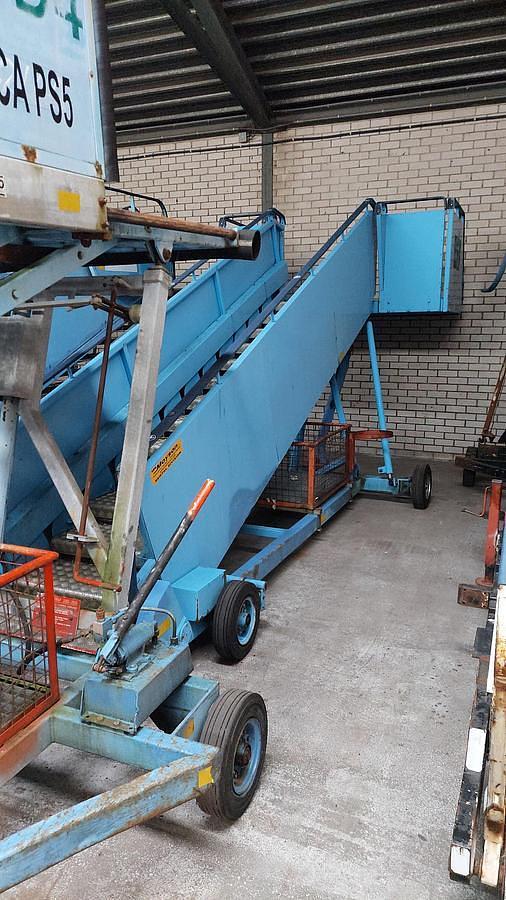 D'occasion 2000 SPS Passenger Stairs SACO 2-2.80