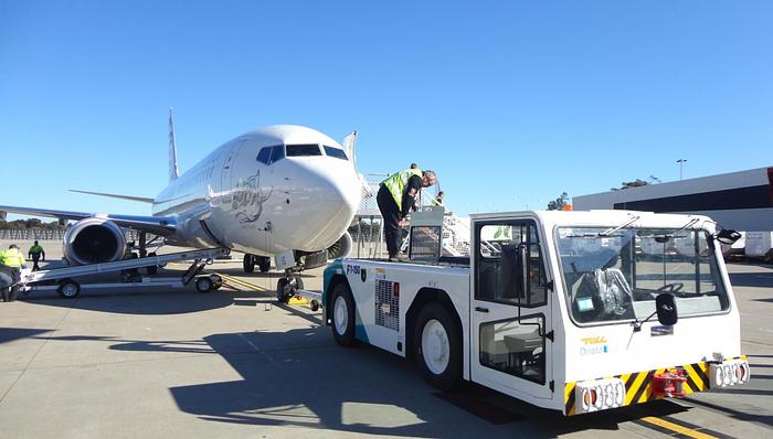 D'occasion ATC - Aircraft Tractor Blissfox 16D