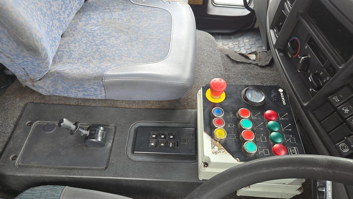 D'occasion 2001 NordEquip Volvo FL6