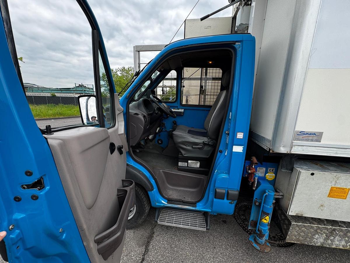 D'occasion 2001 SOVAM CT15 RENAULT MIDLINER