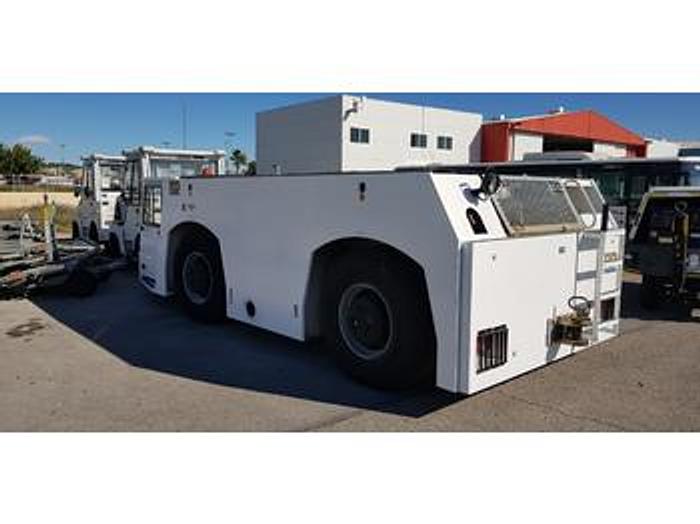 D'occasion Tracteur Pushback 1997 Pushback TLD TMX400-27