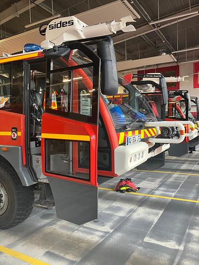 D'occasion 2014 Fire truck SIDES - AirBusinessGSE