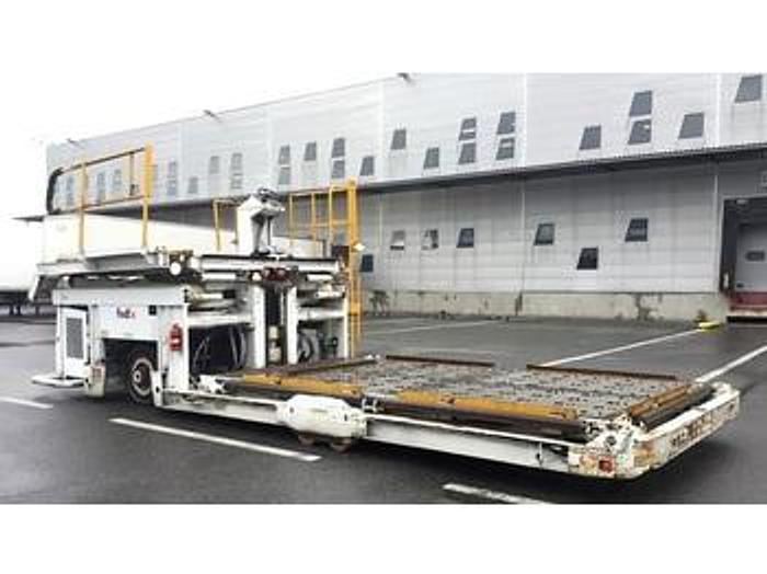 Used 2005 Aircraft cargo loader Lower Deck FMC Commander 15 Wide