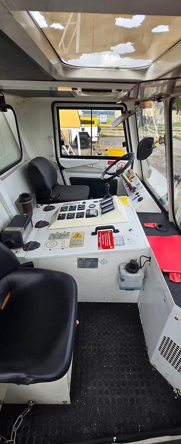 D'occasion Pushback TLD TMX 400-30 PUSHBACK TRACTOR