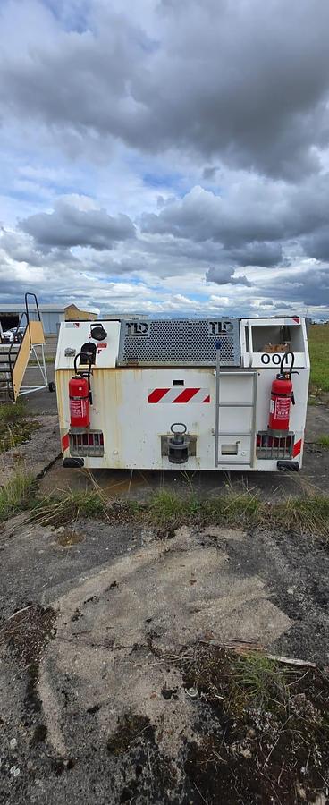 D'occasion Pushback TLD TMX 400-30 PUSHBACK TRACTOR