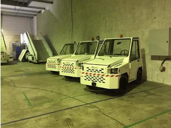 Used 1998 Baggage tractor SOVAM TRACTOR/DIESEL K22