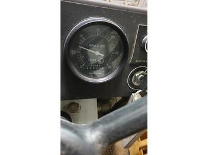 Refurbished 2003 Pushback tractor SOVAM K100