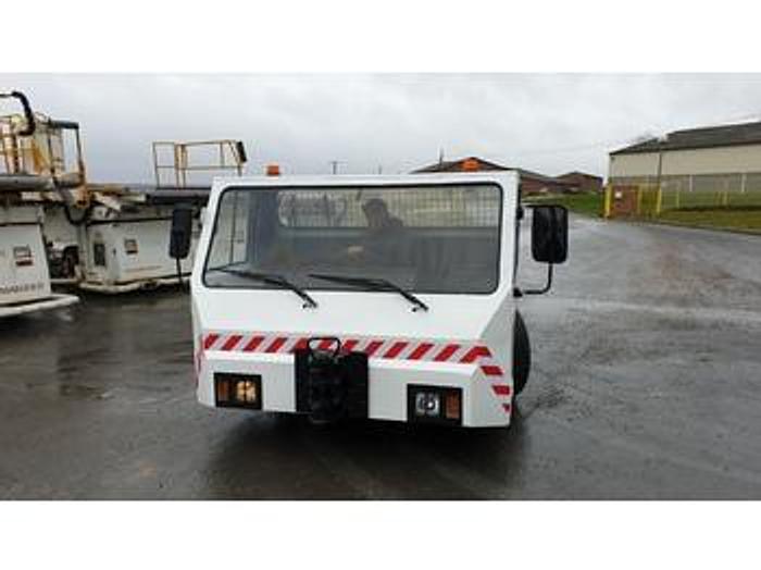 Refurbished 2003 Pushback tractor SOVAM K100