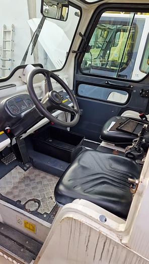 D'occasion 2015 TLD JST