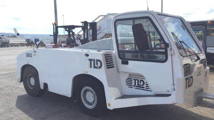 Used 2005 Pushback tractor TLD TMX150-9