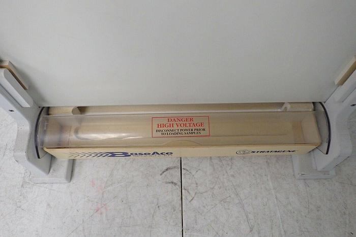 Used Stratagene 400120 Base Ace Sequencer Vertical Electrophoresis Gel Box