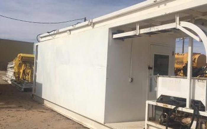 Used Canrig 1050E top drive complete with Power house and rails.