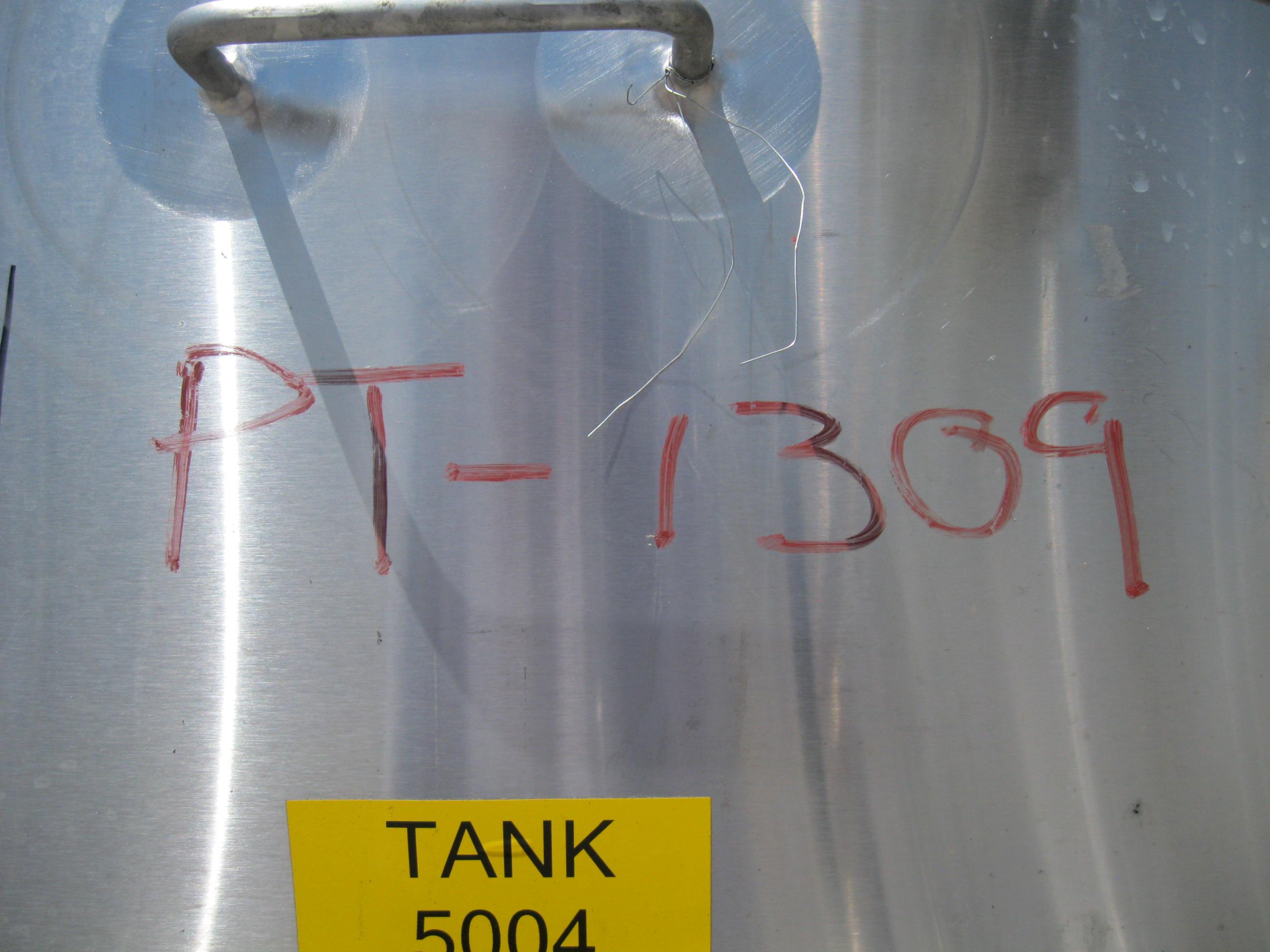 Usado 3000 GALLON PROCESSOR TANK. DCI MODEL DR8 SERIAL C97-D5209-B