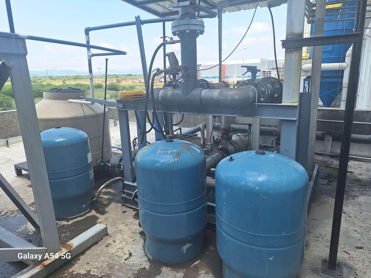 Usado Inductotherm VIP Power Trak 2500 kilos  Ultimo Modelo