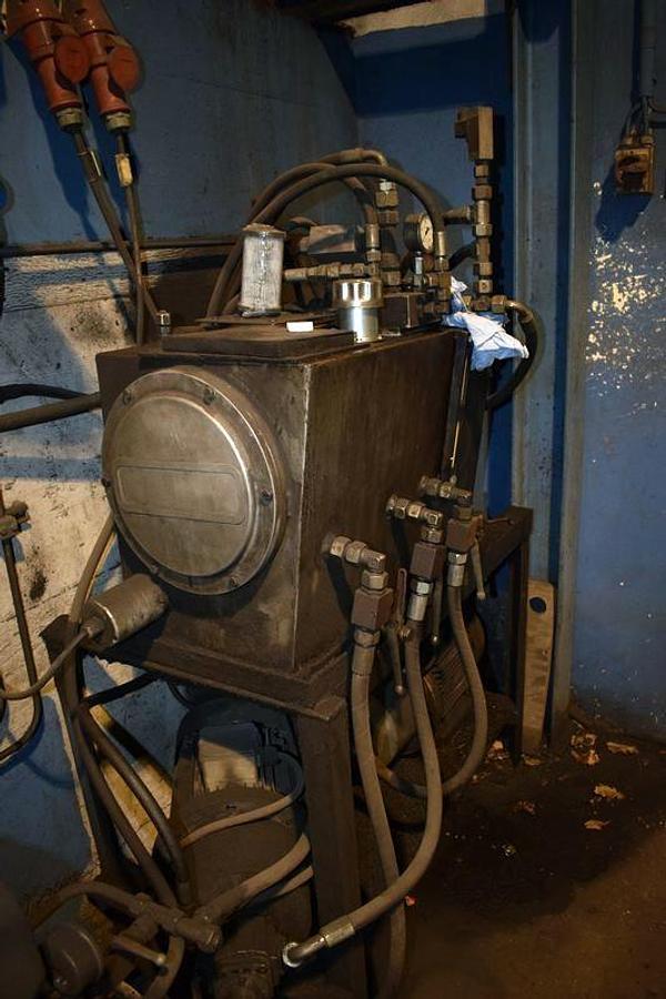 Usado Inductotherm Dual Trak VIP 1500 CR