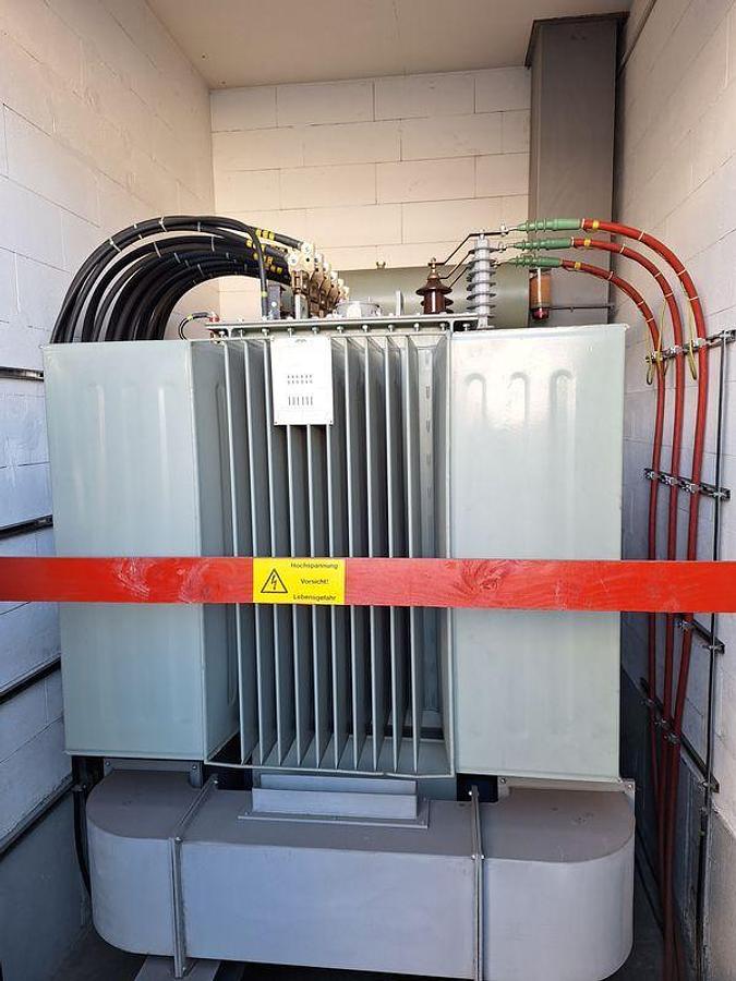 Usado Inductotherm Dual Trak VIP 1500 CR