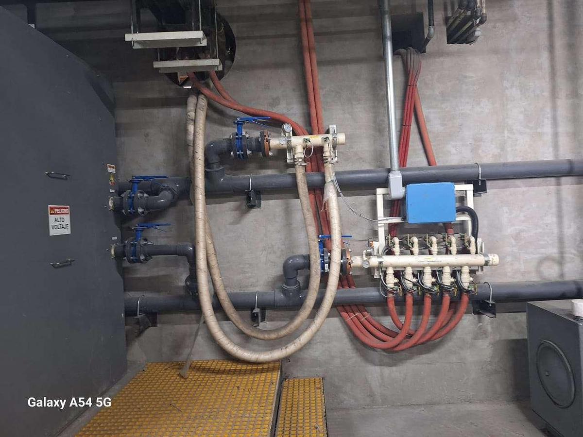 Usado Inductotherm VIP Power Trak 2500 kilos  Ultimo Modelo