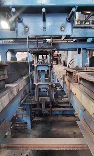 Usado LINEA AUTOMATICA PARA MANIPULACION DE MOLDES KISSMATIC