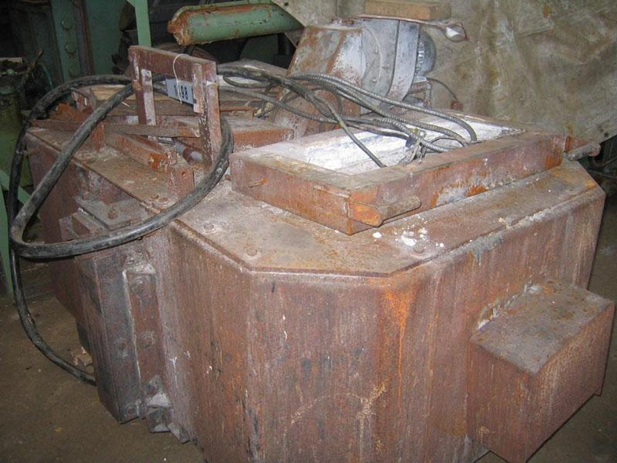 Usado Horno de Inducción de Canal de doble Cámara para Fundir Latón - 1000 kilos