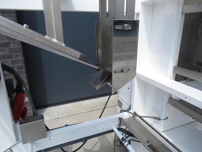 Gerenoveerd 1996 Bossar B-1600S