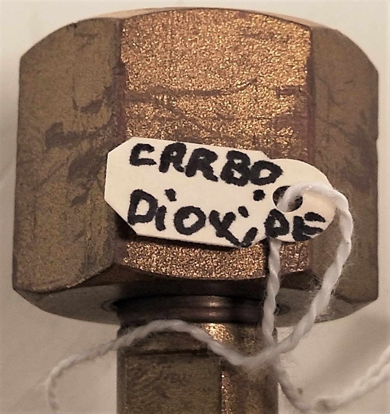 Used Air Liquide Carbon Dioxide Regulator