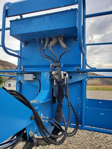 Used 2014 Genie Z60/34 Articulated Boom Lift ** 747 Hrs **