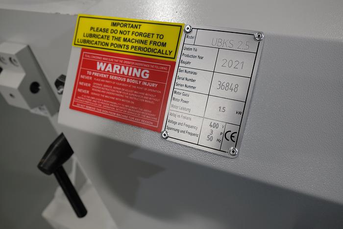 Uzma 2.5mm swaging machine