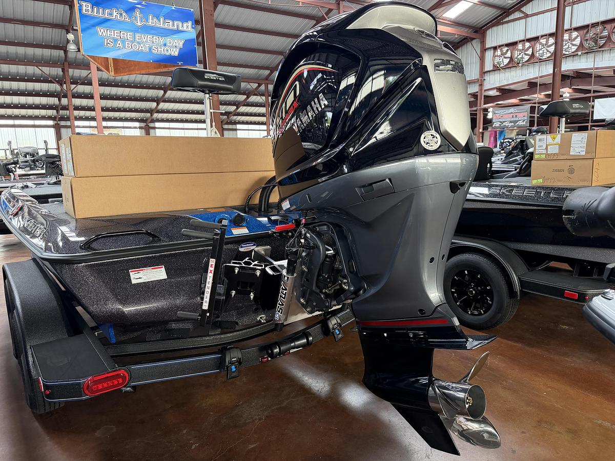 2027 Skeeter ZXE20