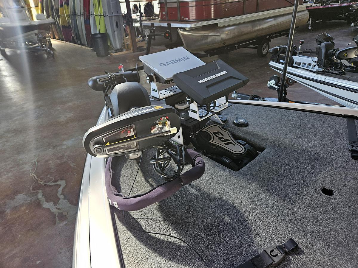 Used 2022 Falcon F21TE