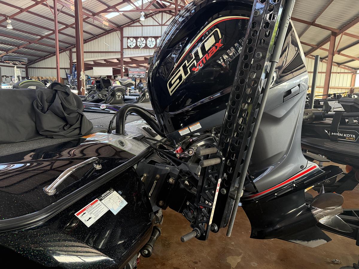 Used 2024 Skeeter ZXR20