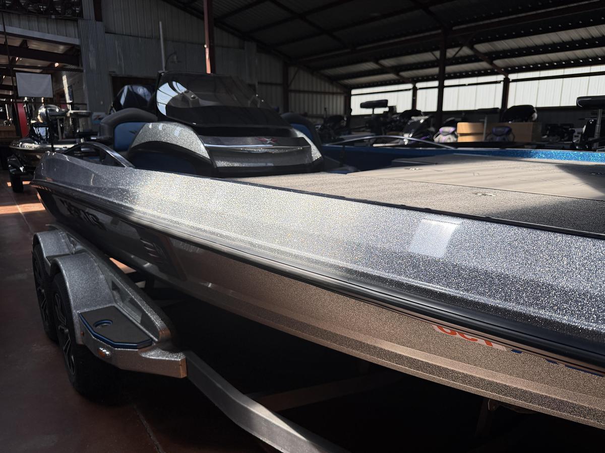 Used 2021 Vexus VX20