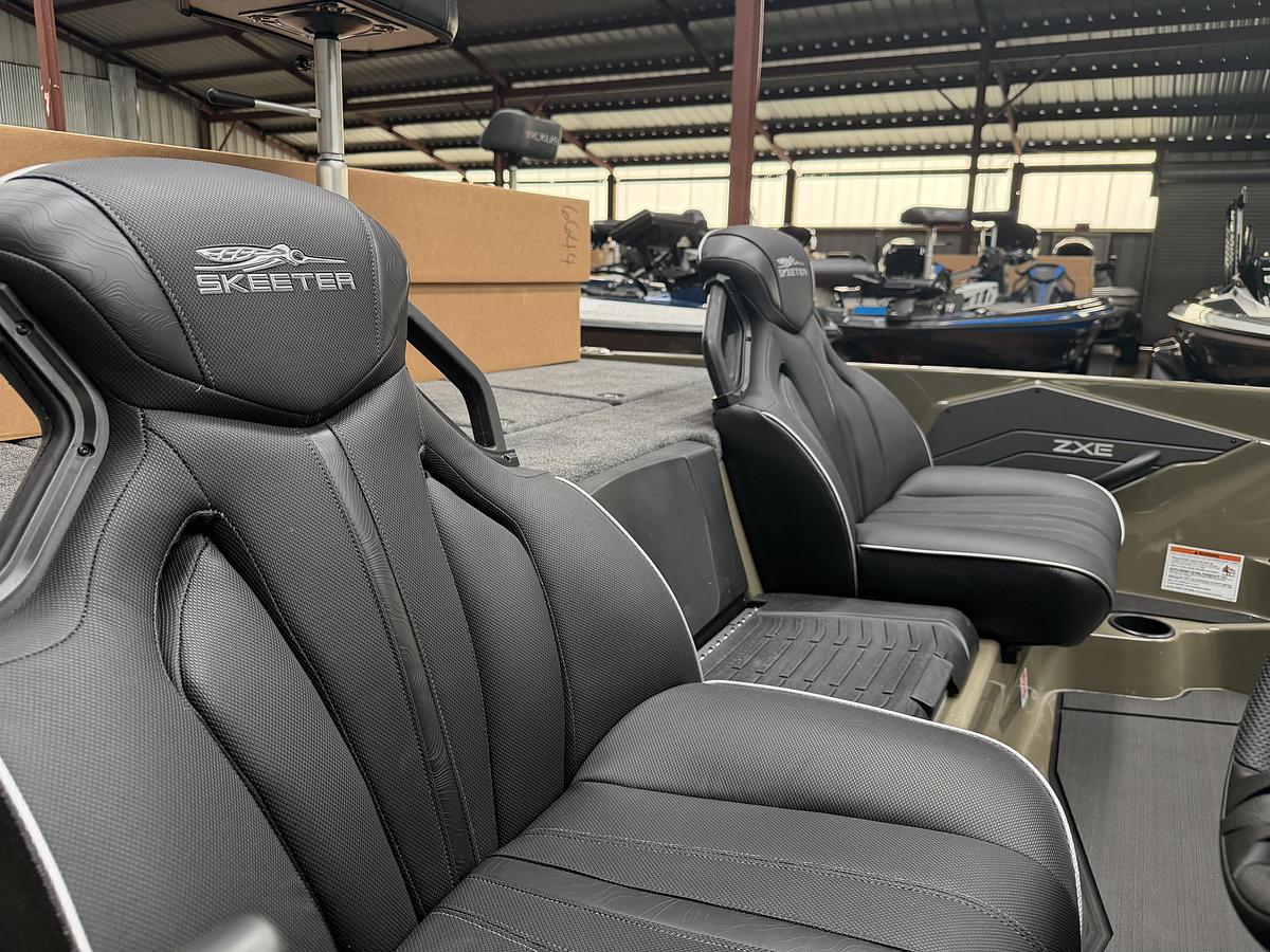 2027 Skeeter ZXE20