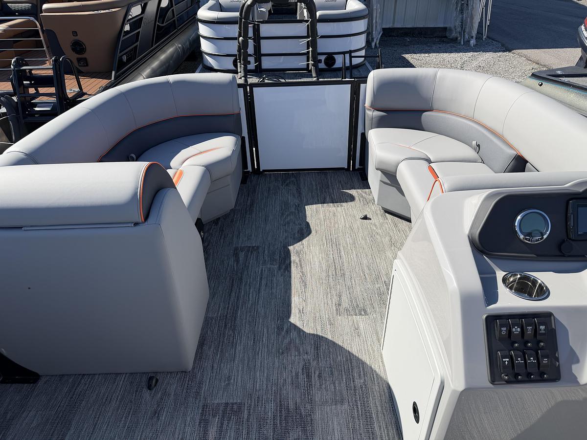 2026 Bentley Pontoons Bolt 223