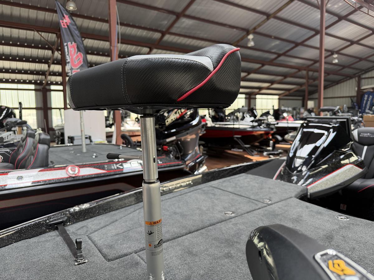 2027 Skeeter ZXE20