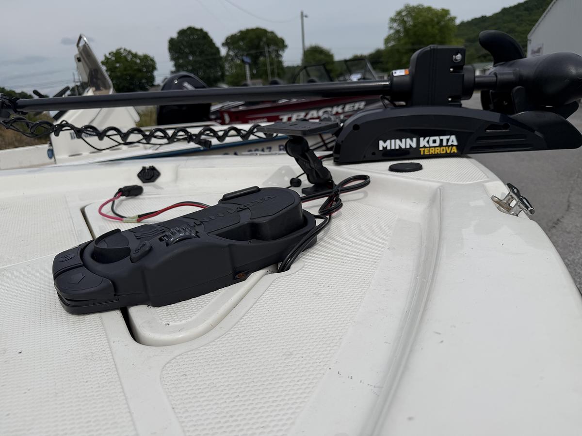 Used 2017 Mako  Skiff 19 CPX