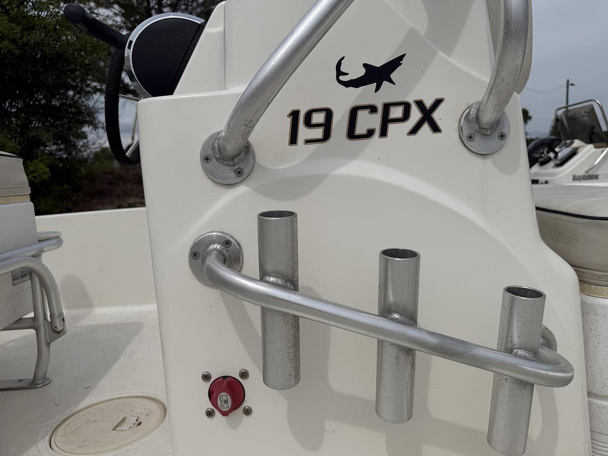 Used 2017 Mako  Skiff 19 CPX