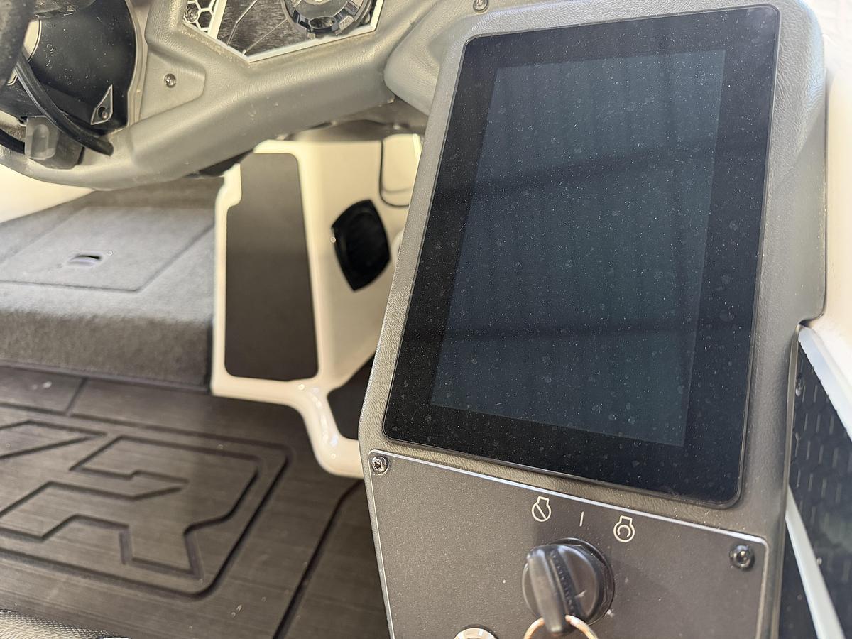 Used 2025 Skeeter FX20LE