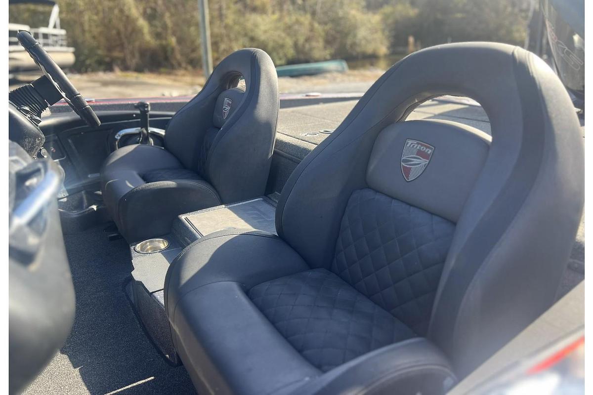 Used 2019 Triton Boats TRX20 Dual Console