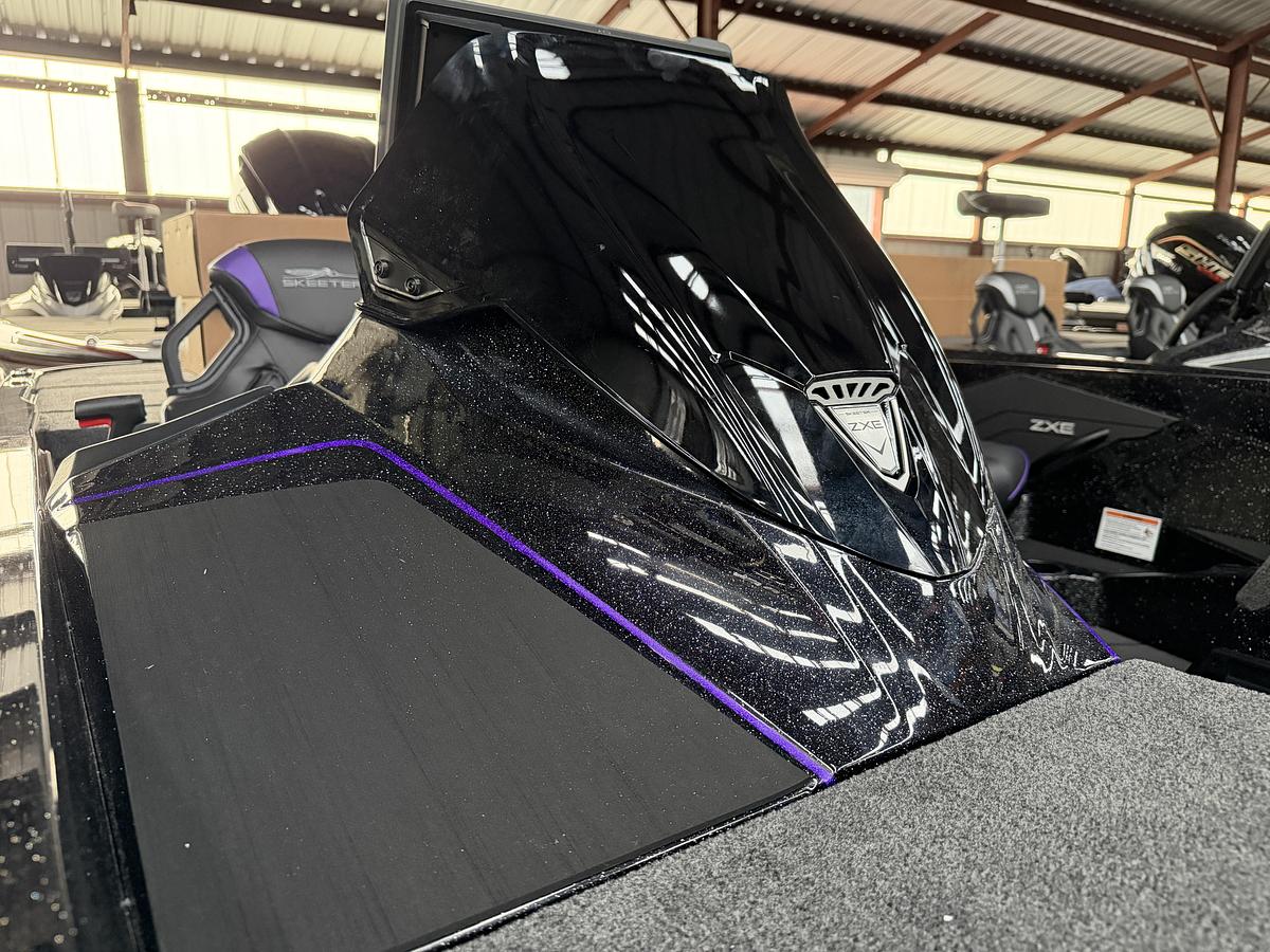 2027 Skeeter ZXE20