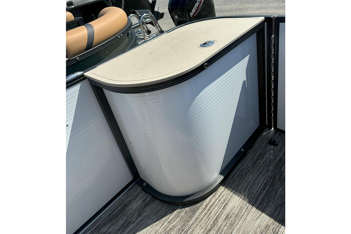 2024 Crest Pontoons Classic LX 200L