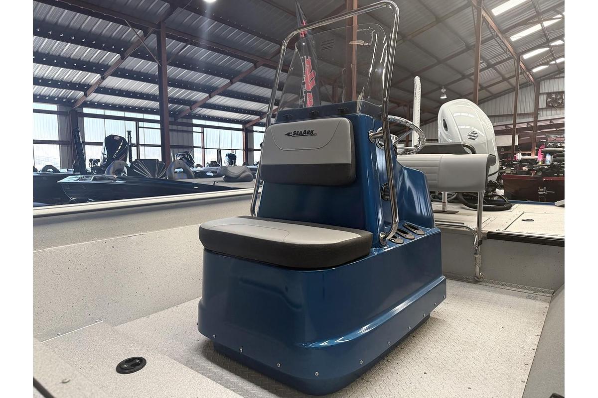 2026 SeaArk Phantom 20X CC