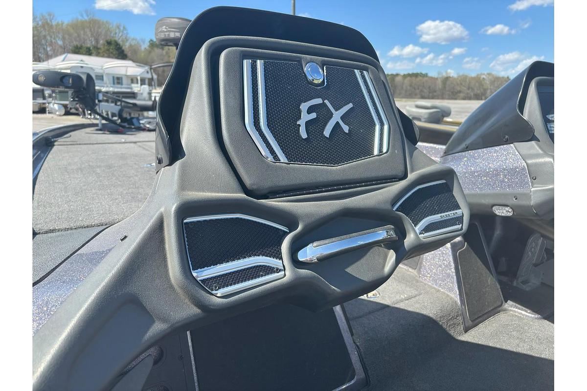 Used 2014 Skeeter FX21