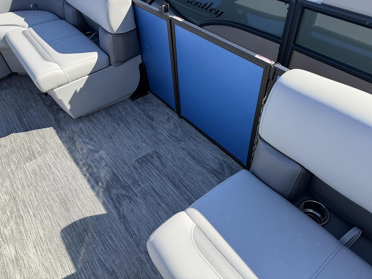 2026 Bentley Pontoons Legacy 200 Cruise