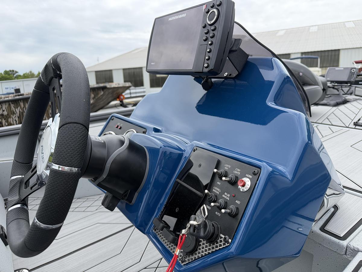 2026 Avid Boats 18 Vertex