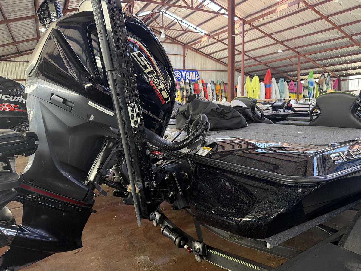 Used 2024 Skeeter ZXR20