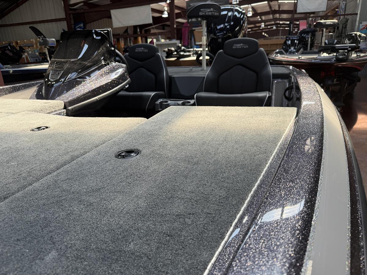 2027 Skeeter ZX200