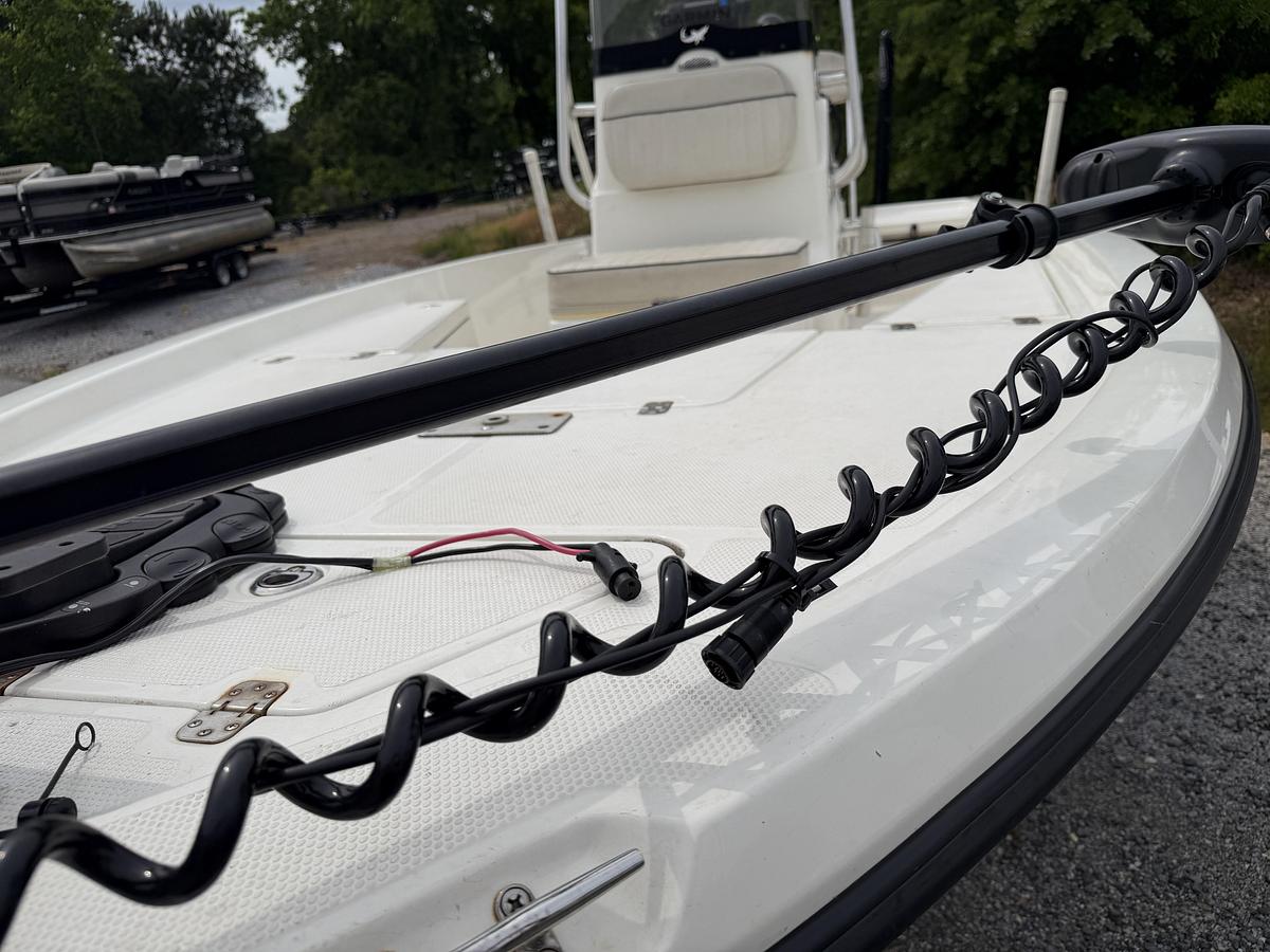 Used 2017 Mako  Skiff 19 CPX