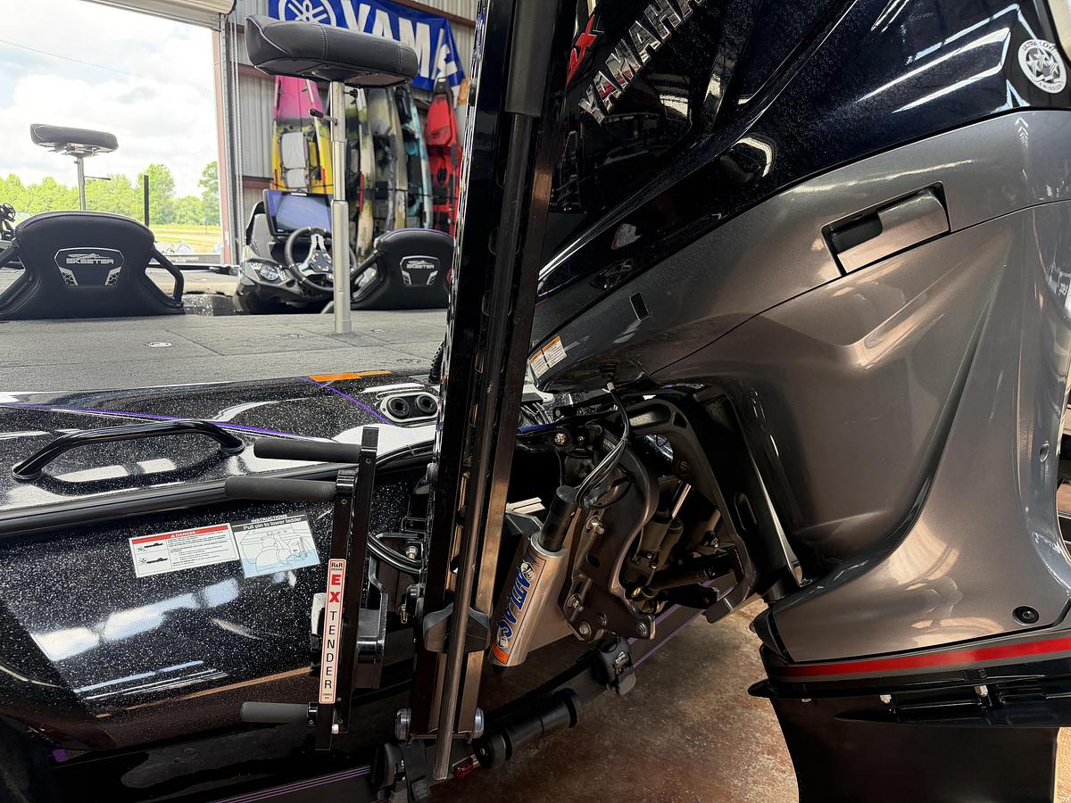 Used 2024 Skeeter FXR20